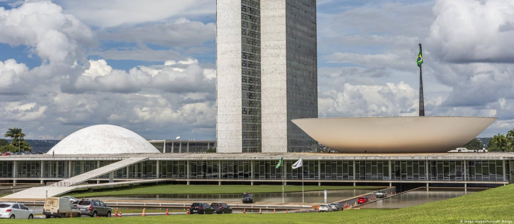 O que diz a PEC da Transição, que tira Bolsa Família do teto